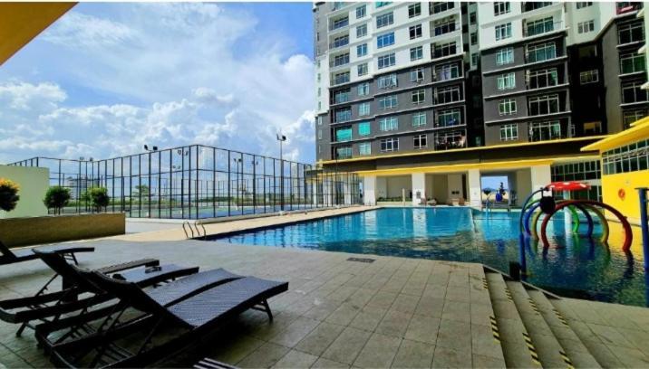 Ferienwohnung Austin @ Novo 8 Malacca Exterior foto